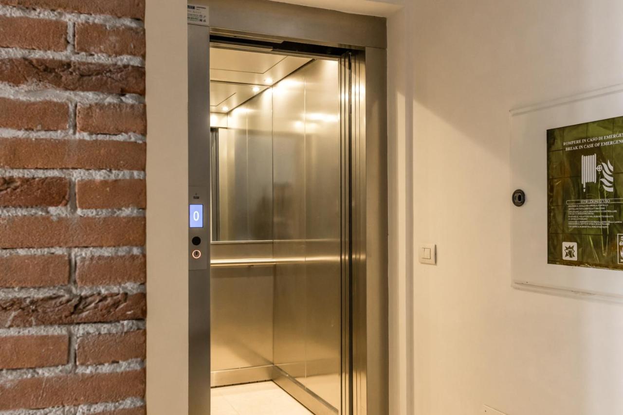 Veronetta Stunning Rooftop With Lift Exterior foto